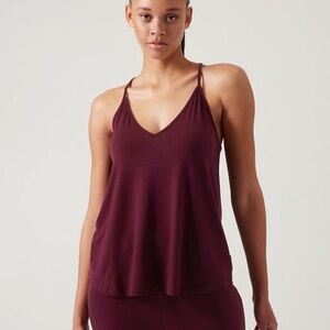 Athleta tank swing tank M